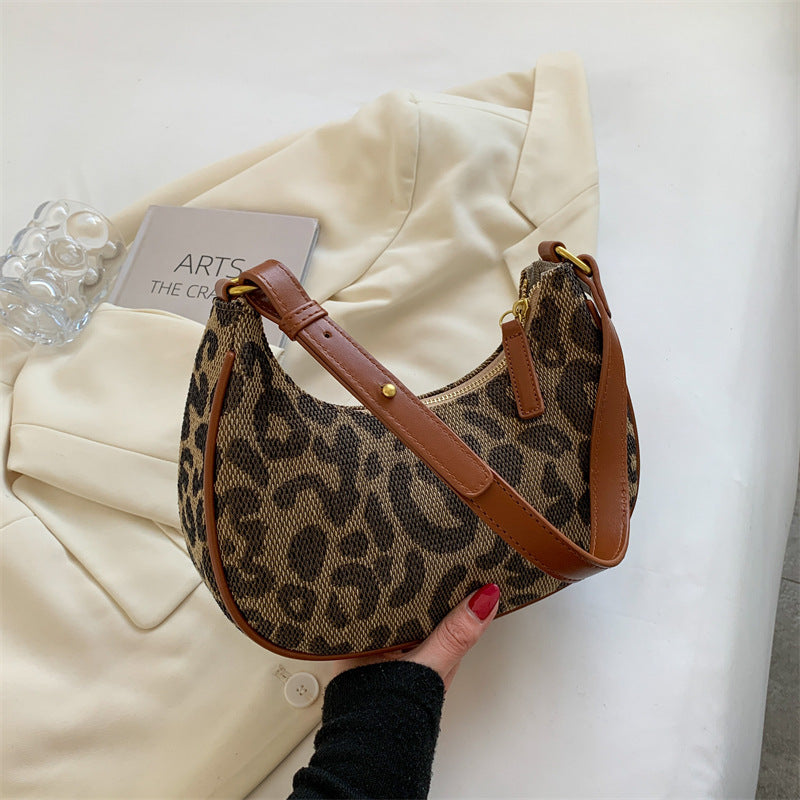 Women Leopard Print Small Purse Fashion Texture
