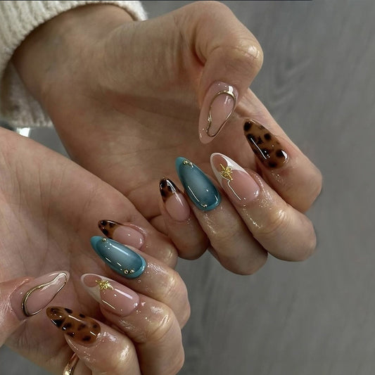 Best-selling Leopard Print Nails